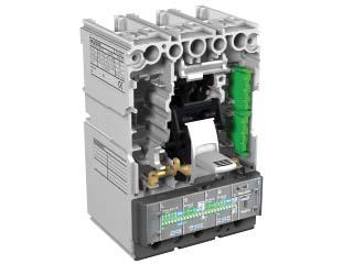 Комплект подключения напряжения от внешней нейтрали для выкатного выключателя Ext Ne XT4 W