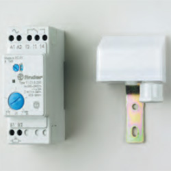 Модульное фотореле Finder с 1NO контактом 230V 16А Модульное фотореле Finder с 1NO контактом 230V 16А